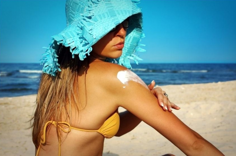 SUNSCREEN_Why sunscreen is must skin care regimen?