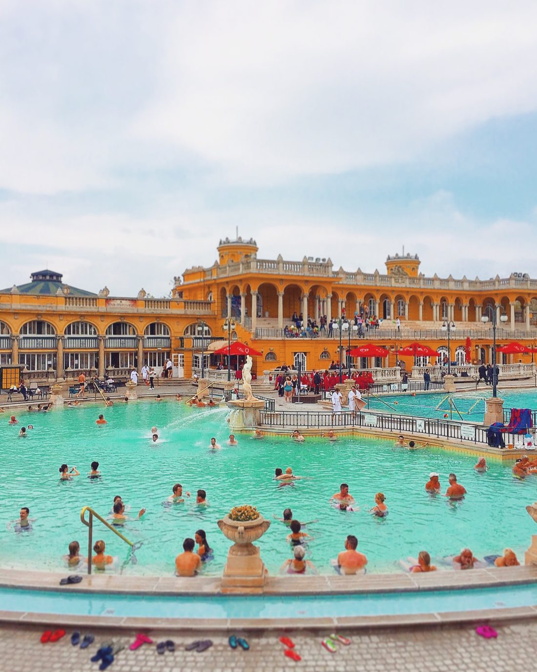 BUDAPEST – Thermal spa / Szechenyi thermal bath